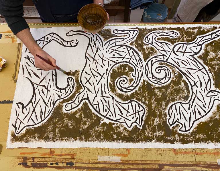 Massimo-Modula-mentre-dipinge2